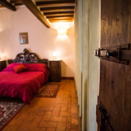 Apartamento Domus Ghibellinae- Fonte Di San Benedetto Cortona Exterior foto