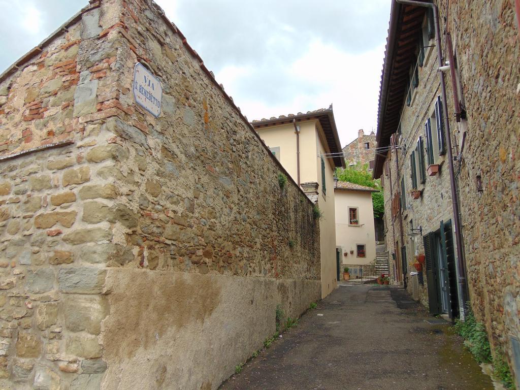 Apartamento Domus Ghibellinae- Fonte Di San Benedetto Cortona Habitación foto