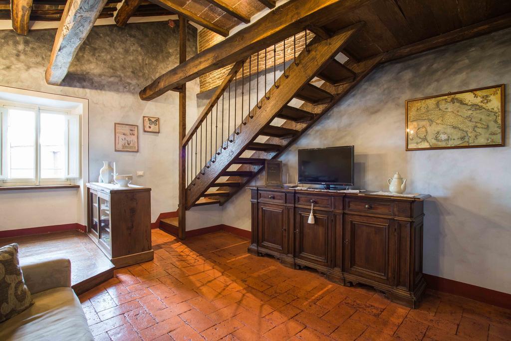 Apartamento Domus Ghibellinae- Fonte Di San Benedetto Cortona Exterior foto