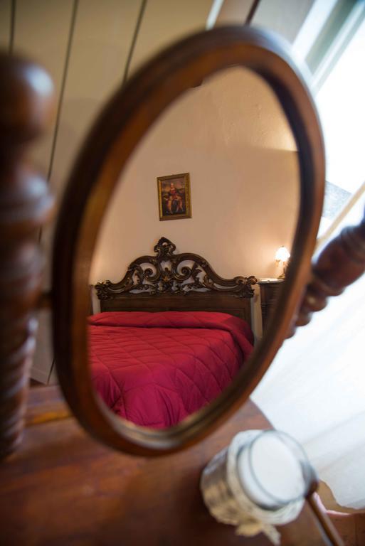 Apartamento Domus Ghibellinae- Fonte Di San Benedetto Cortona Exterior foto